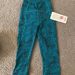 Lulu lemon crop leggings